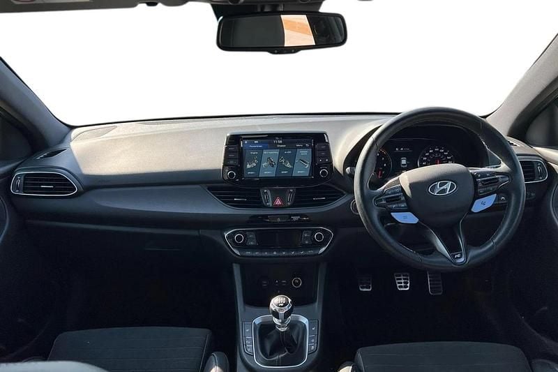 Used Hyundai i30 N Performance 275 HP (202 kW) 2019 White Hatchback