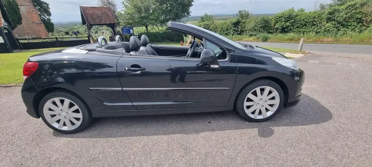 Used Peugeot 207 CC Allure 112 HP (82 kW) 2014 Black Cabriolet