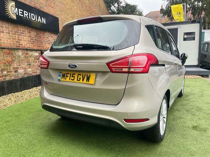 Used Ford B-MAX Titanium 2015 Silver MPV