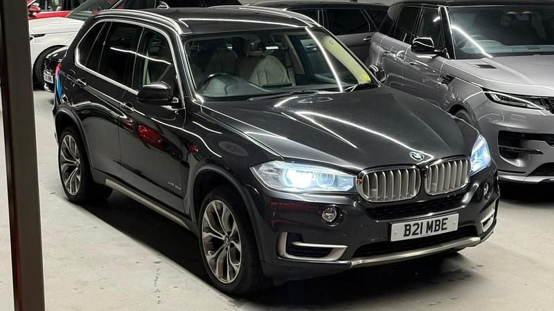 Begagnad BMW X5 2013 Grå SUV