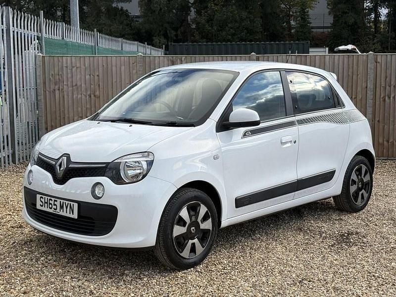 White Used 2015 Renault Twingo Play Hatchback | £3,200 (Fair price) - Image 1/4