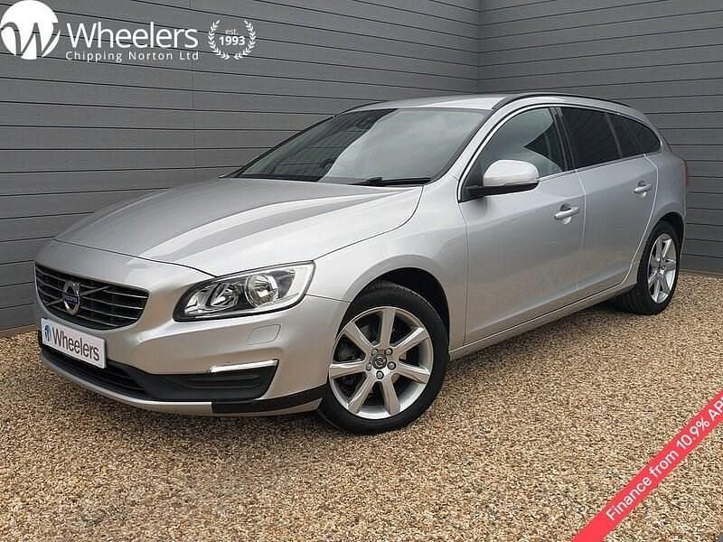 Bright silver Used 2018 Volvo V60 SE Estate | £16,990 (Fair price) - Image 1/4