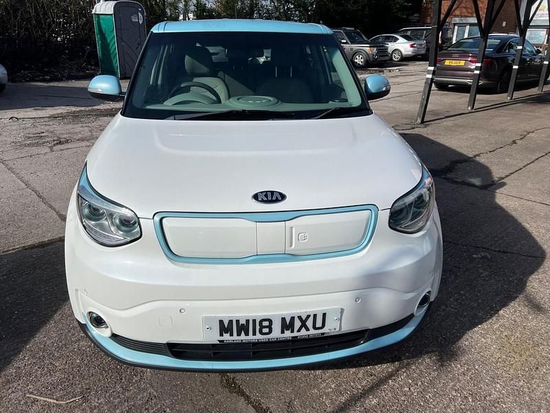 Used Kia Soul 80 kW (110 HP) 2018 White SUV