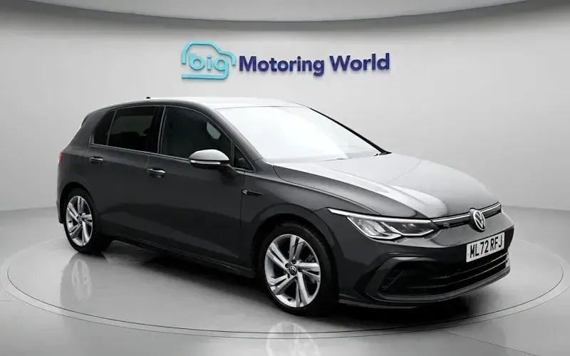 Used VW Golf VIII R-line 150 HP (110 kW) 2024 Hatchback