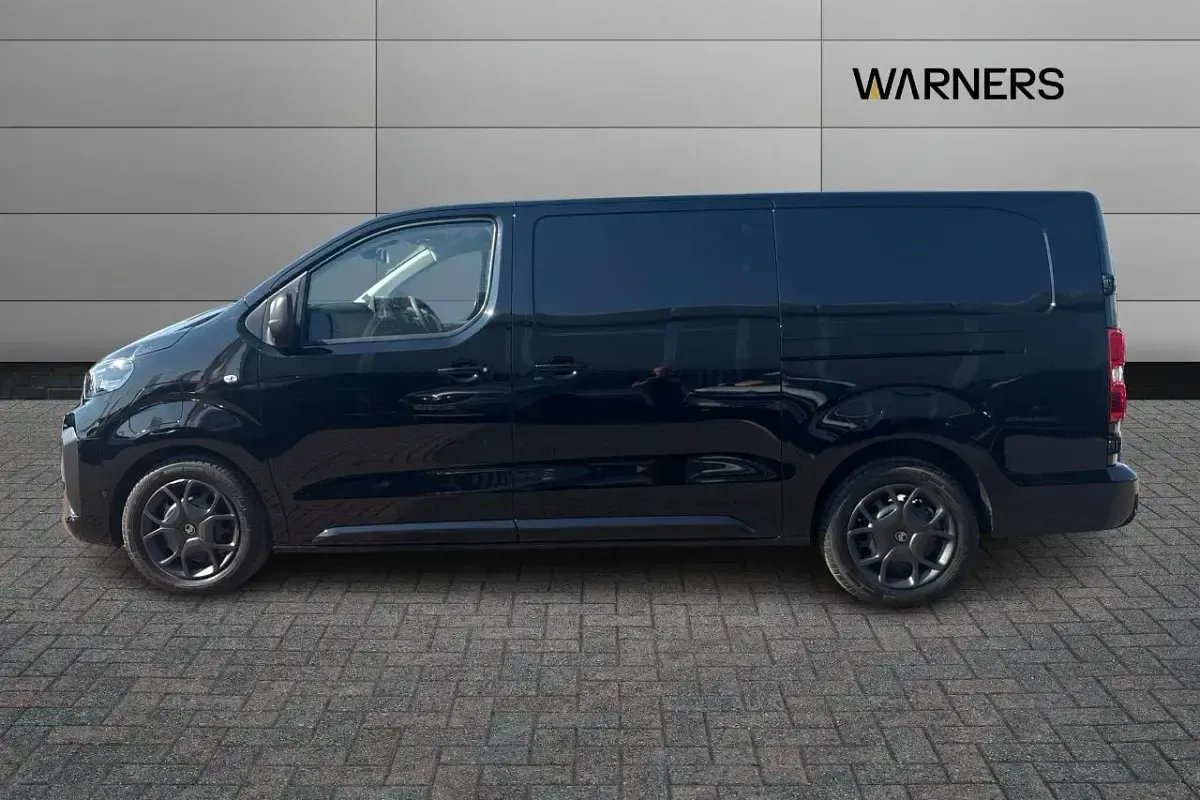 Used Citroën Dispatch 98 kW (134 HP) 2024 Black MPV
