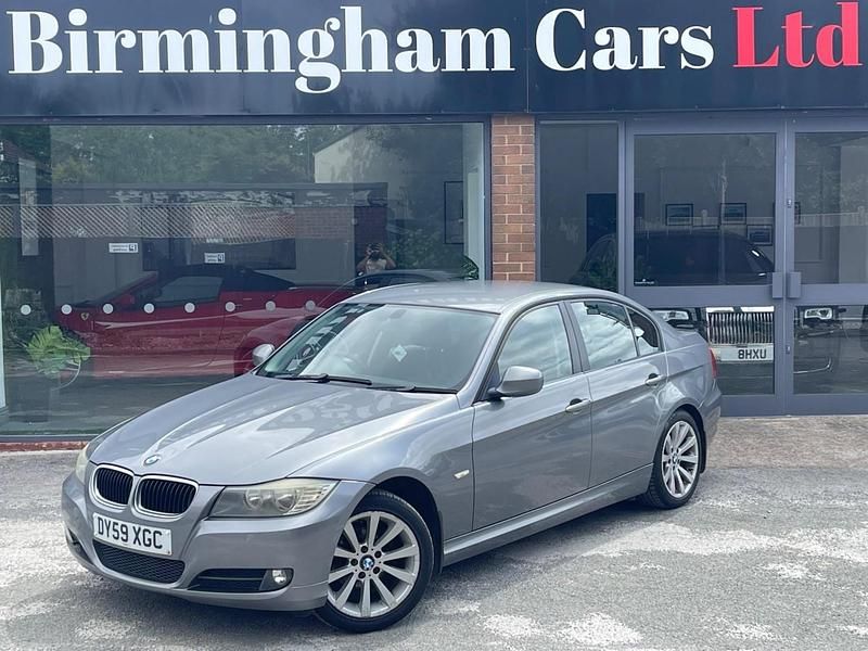 Grey Used 2009 BMW 318 Sedan | £2,500 (Fair price) - Image 1/4