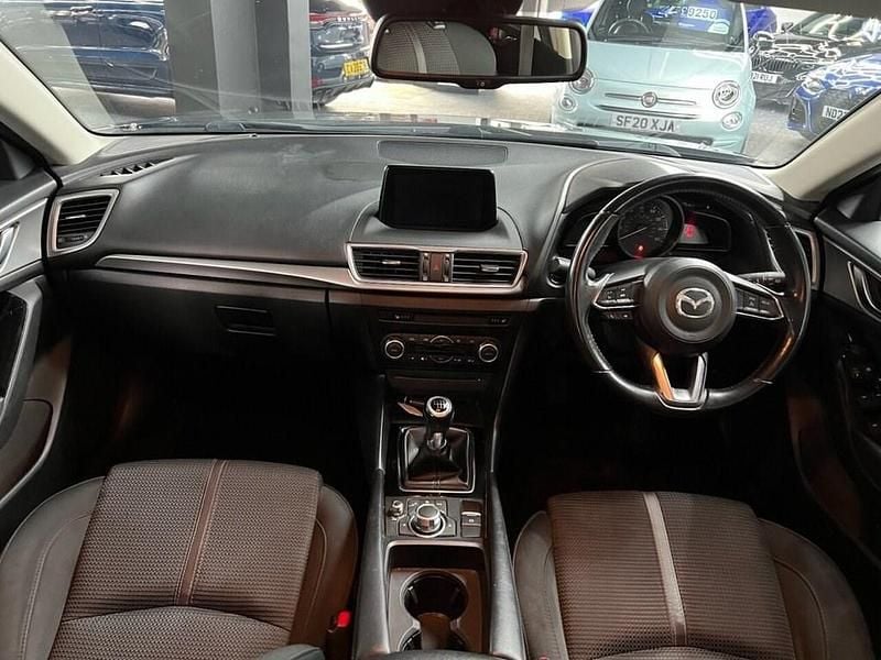 Used Mazda 3 121 HP (88 kW) 2018 Grey Hatchback