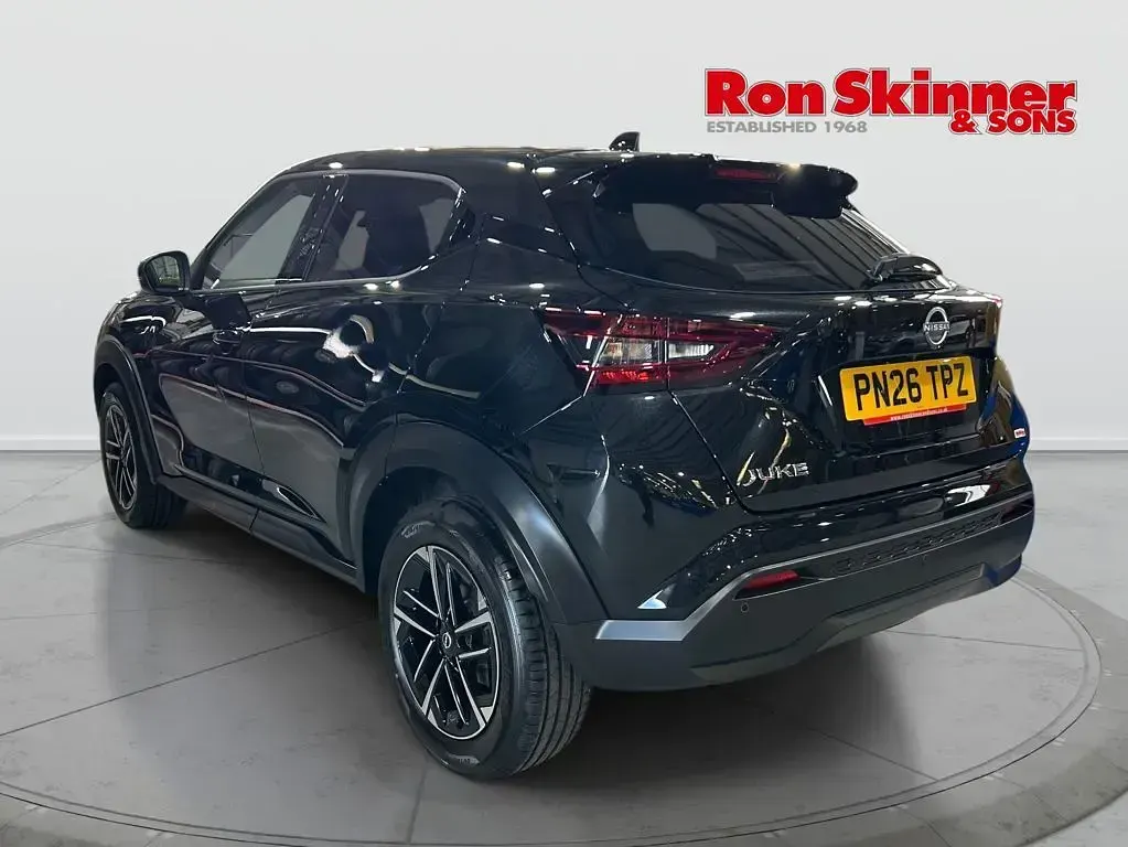 New Nissan Juke N-Connecta 2026 Black SUV