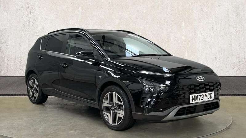 Black Used 2023 Hyundai Bayon Premium SUV | £16,216 (Fair price) - Image 1/4