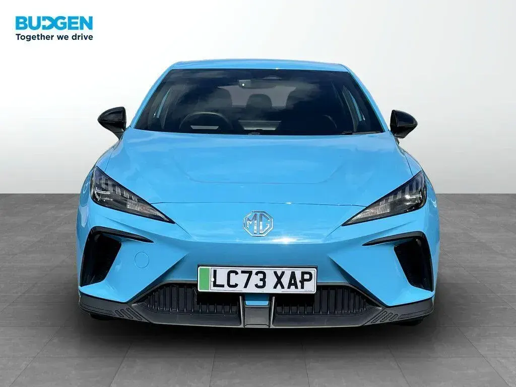 Used MG MG4 EV SE 63 kW (87 HP) 2023 Blue Hatchback