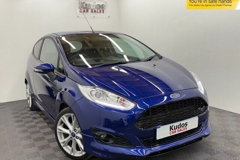 Blue Used 2016 Ford Fiesta Zetec Hatchback | £5,990 (Fair price) - Image 1/1