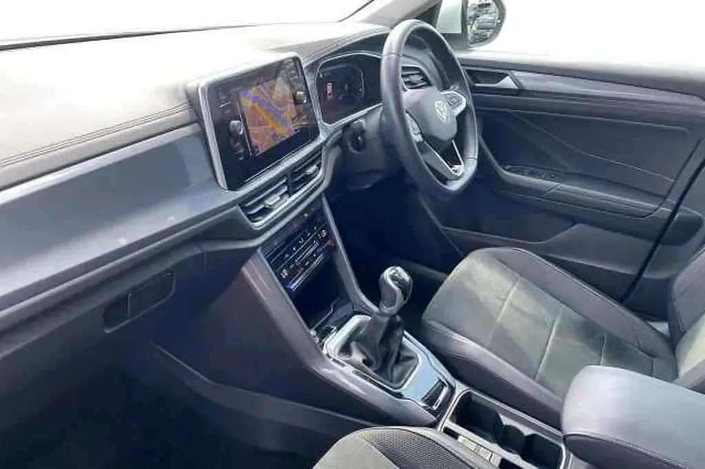 Begagnad VW T-Roc Style 150 HK (110 kW) 2022 Vit SUV