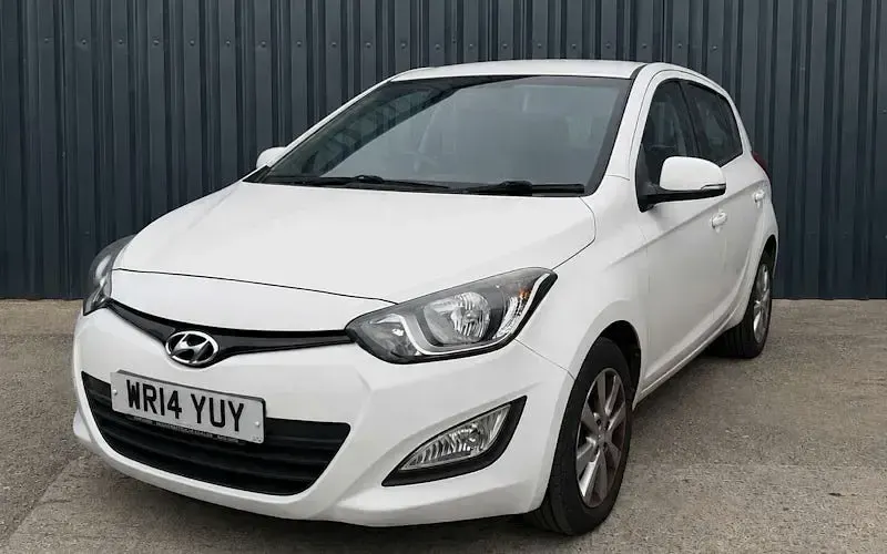 Used Hyundai i20 Active 84 HP (61 kW) 2014 Hatchback
