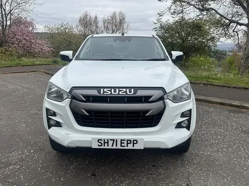 Used Isuzu D-Max 163 HP (119 kW) 2022 White Pickup