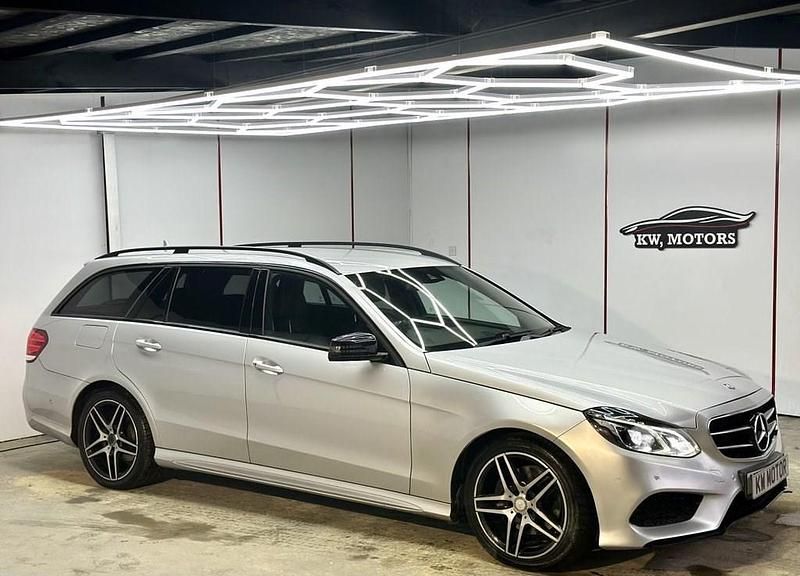 Used Mercedes E220 AMG 174 HP (127 kW) 2015 Silver Estate