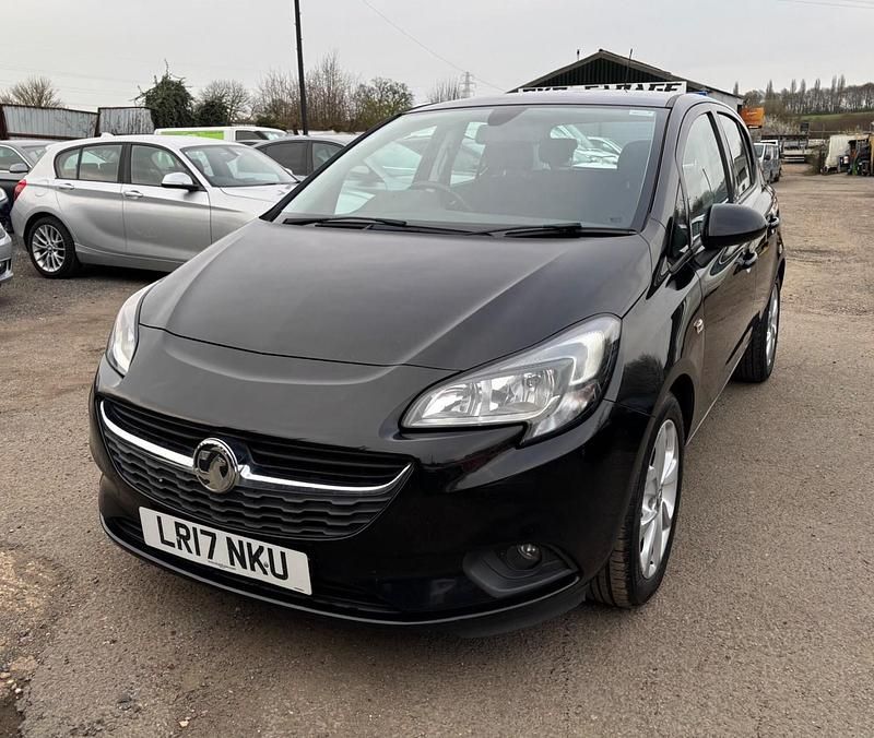 Second-hand Vauxhall Corsa 75 CP (55 kW) 2017 Negru Hatchback