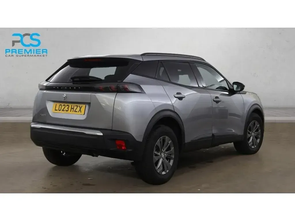 Used Peugeot 2008 Active+ 2023 Cumulus grey SUV