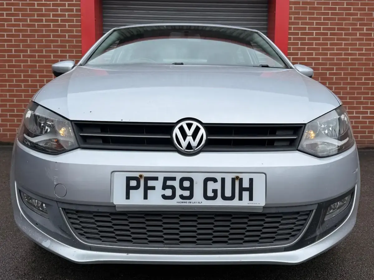 Used VW Polo SEL 83 HP (61 kW) 2010 Silver Hatchback