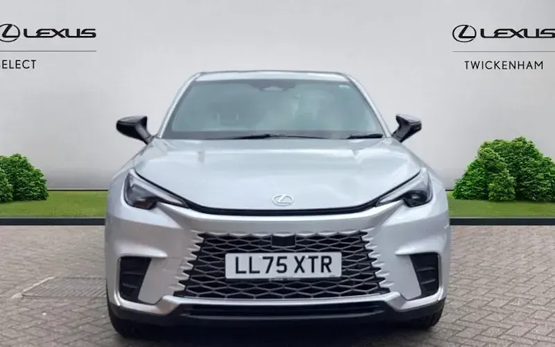 Used Lexus LBX 136 HP (100 kW) 2026 SUV