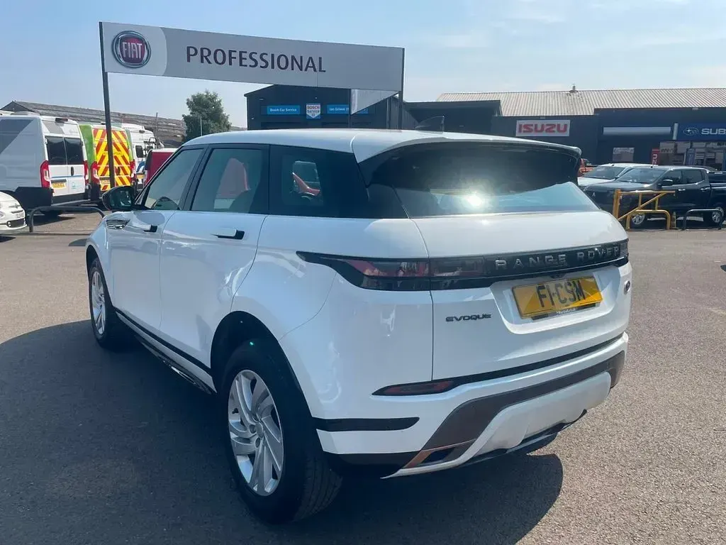 Used Land Rover Range Rover evoque R-Dynamic 163 HP (119 kW) 2022 White SUV
