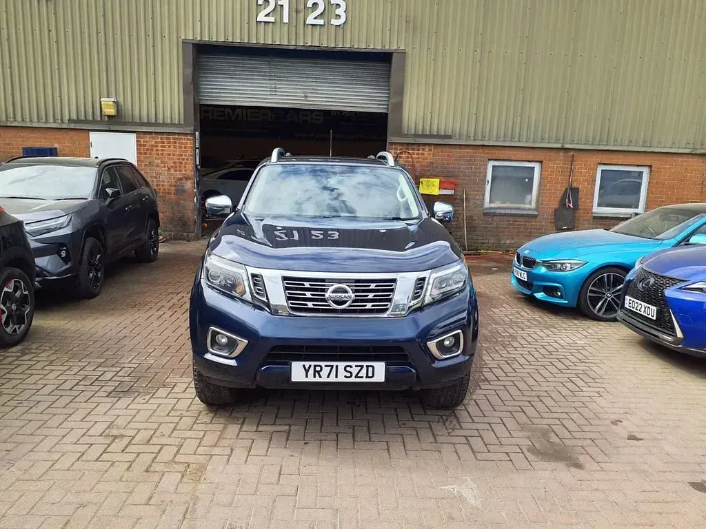 Used Nissan Navara Tekna 190 HP (139 kW) 2021 Blue Pickup