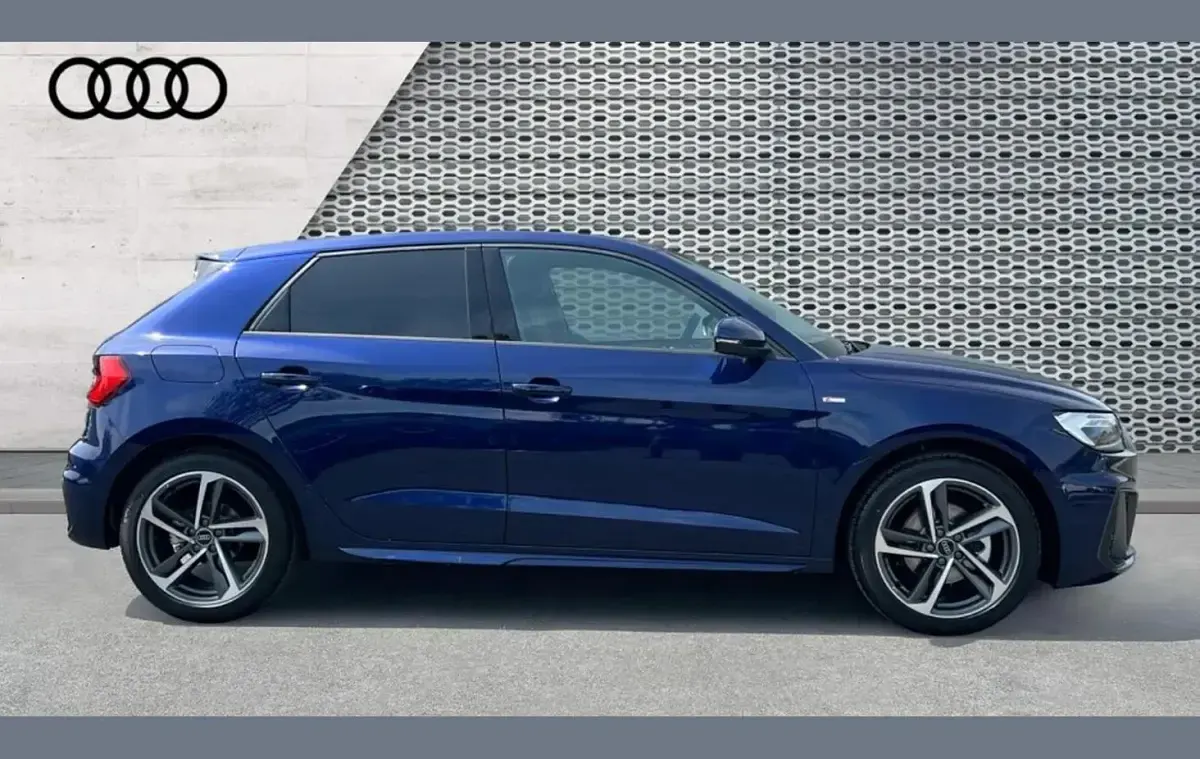 Used Audi A1 S-Line 113 HP (83 kW) 2026 Blue SUV