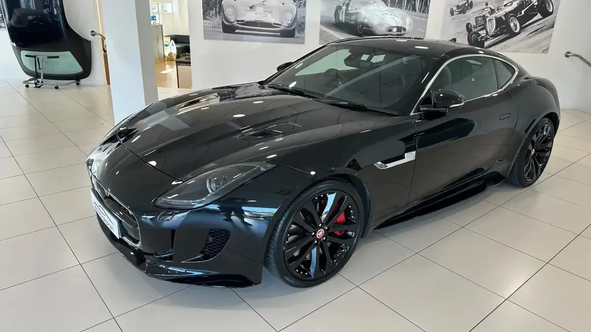 Used Jaguar F-Type Supercharged 575 HP (422 kW) 2016 Black Coupe