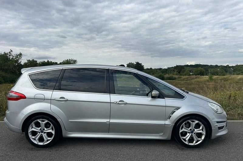 Used Ford S-MAX Titanium X 200 HP (147 kW) 2011 Silver MPV