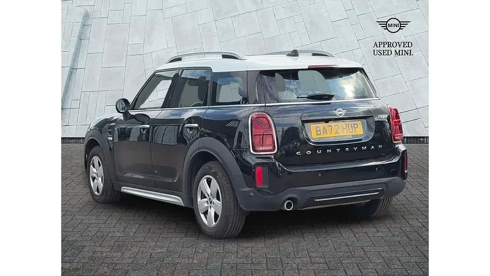 Used Mini Cooper Countryman Classic 134 HP (98 kW) 2022 Black SUV