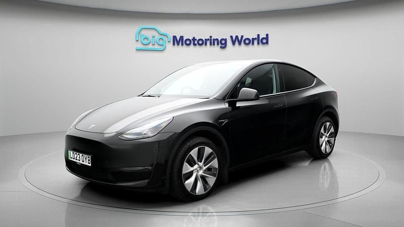 Used Tesla Model Y Long Range AWD 378 kW (514 HP) 2023 Black SUV