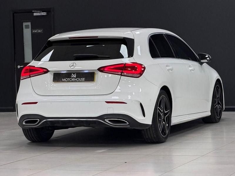 Used Mercedes A180 AMG line 116 HP (85 kW) 2019 White Hatchback