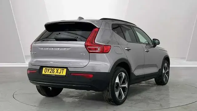 Used Volvo XC40 Plus 161 HP (118 kW) 2026 Silver SUV