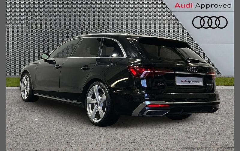 Used Audi A4 S-Line 200 HP (147 kW) 2024 Black Estate