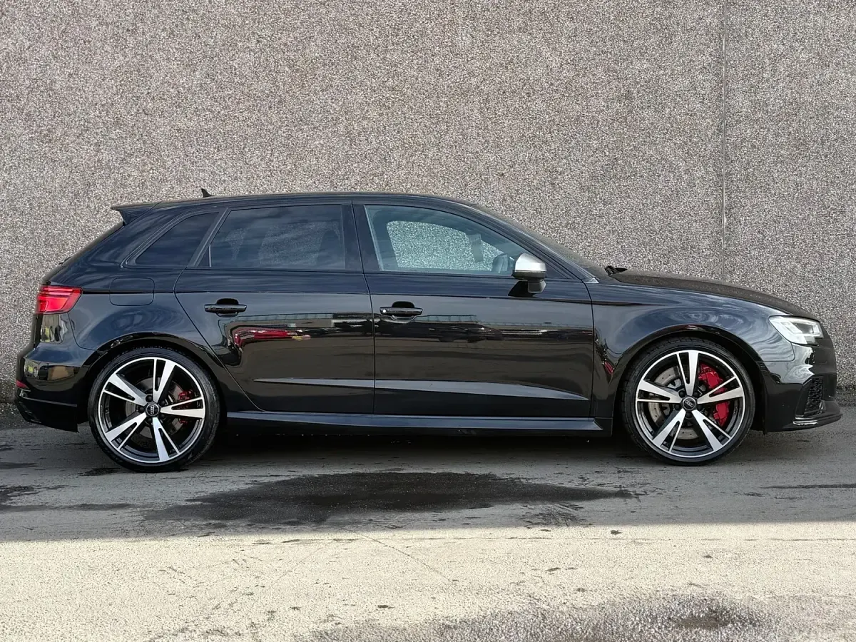 Used Audi RS3 Sport 520 HP (382 kW) 2017 Black Sedan