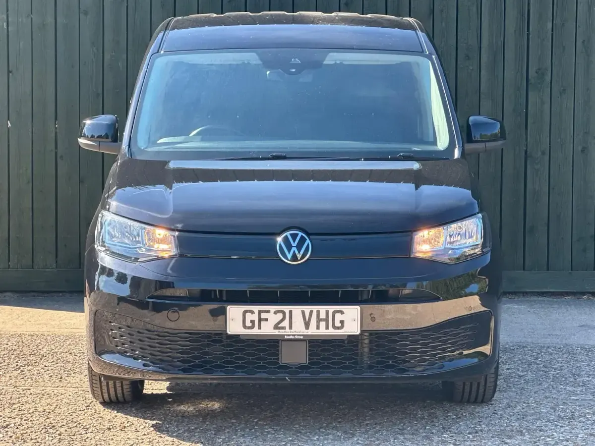 Used VW Caddy Pro 122 HP (89 kW) 2021 Black MPV