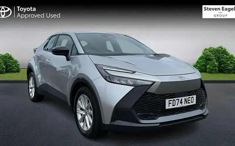 Used Toyota C-HR 140 HP (102 kW) 2026 SUV