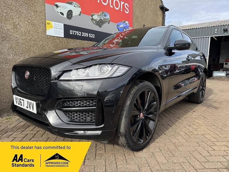 Black Used 2017 Jaguar F-Pace R-Sport SUV | £10,695 (Fair price) - Image 1/4