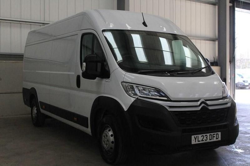 Used Citroën Relay 140 HP (102 kW) 2023 White Van