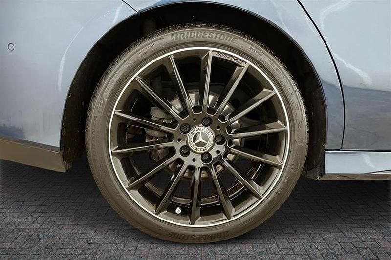 Used Mercedes CLA180 AMG Line Premium Plus 136 HP (100 kW) 2023 Blue Sedan