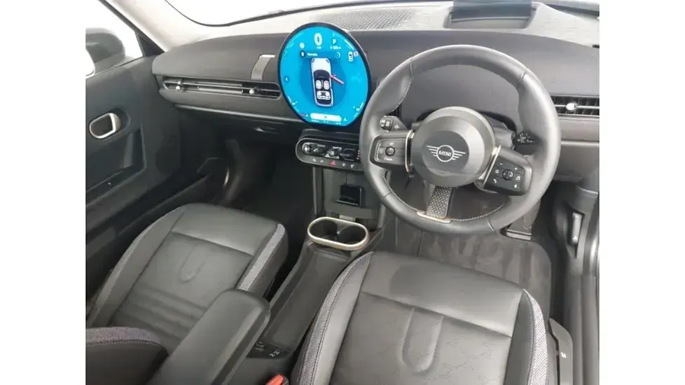 Used Mini Cooper S Hatch 201 HP (147 kW) 2024 Silver Hatchback
