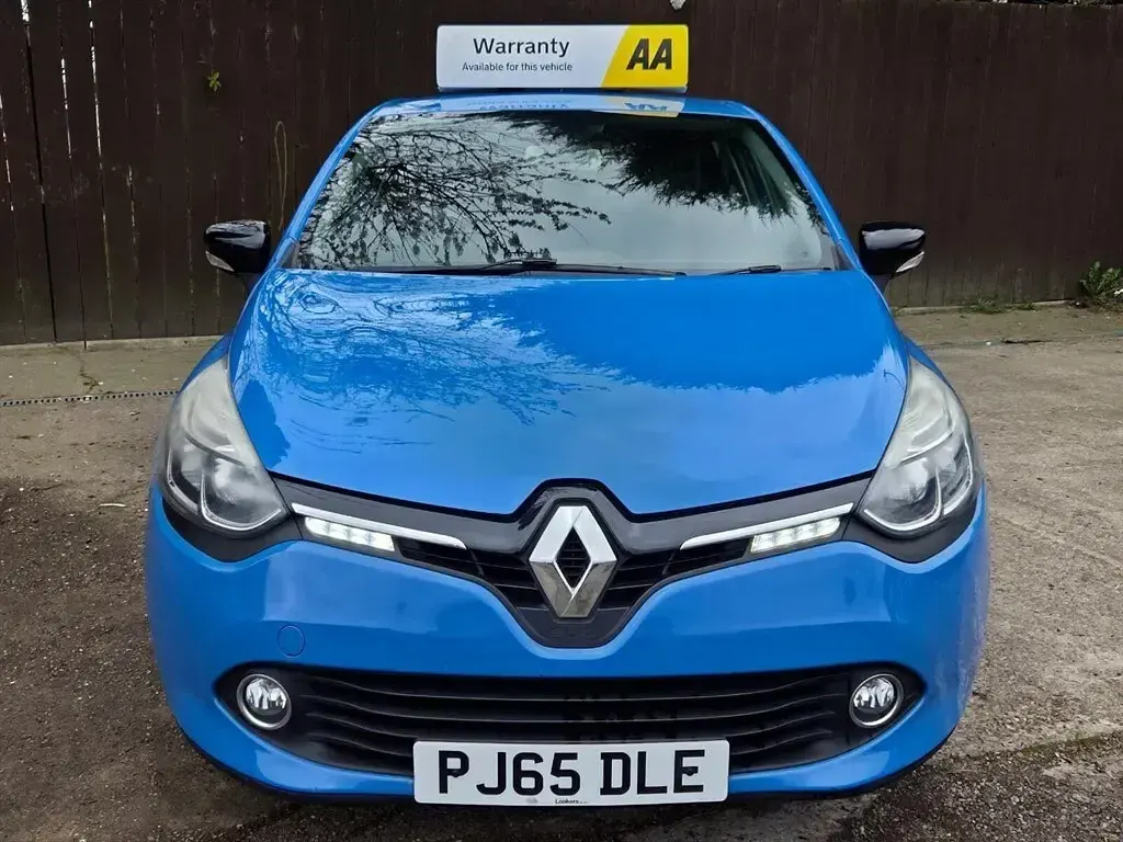 Used Renault Clio Dynamique 75 HP (55 kW) 2016 Blue Hatchback