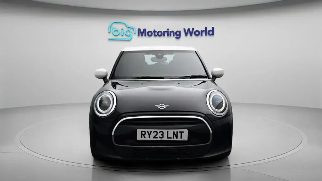 Used Mini Cooper Exclusive 136 HP (100 kW) 2023 Black Hatchback