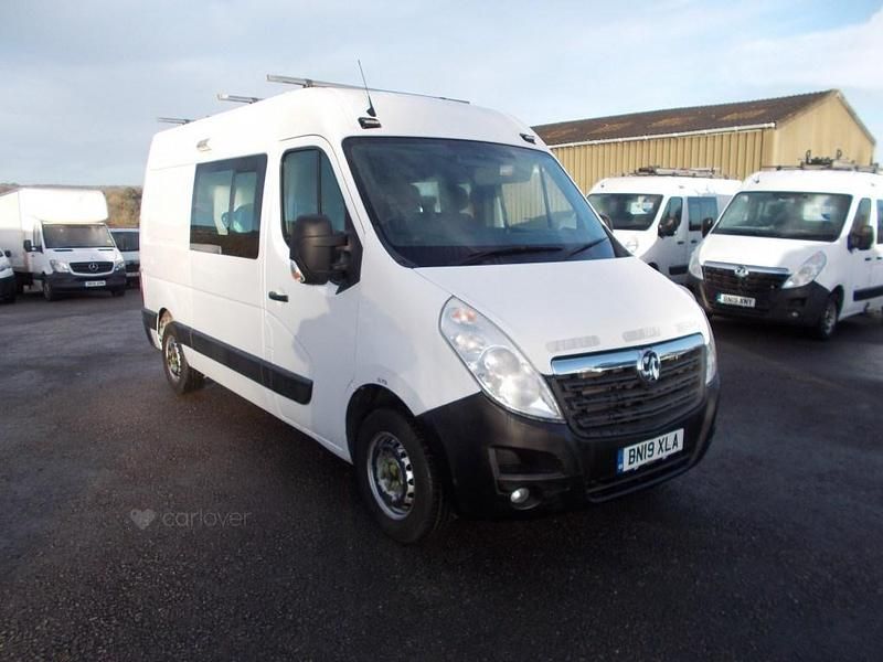 Used Vauxhall Movano 130 HP (95 kW) 2019 White MPV
