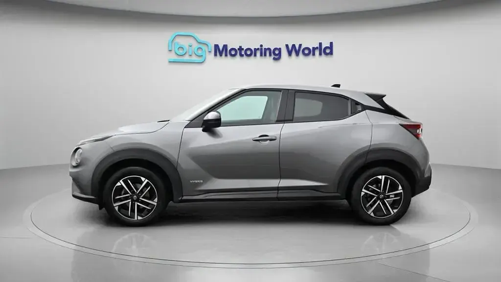Used Nissan Juke N-Connecta 143 HP (105 kW) 2024 Grey SUV