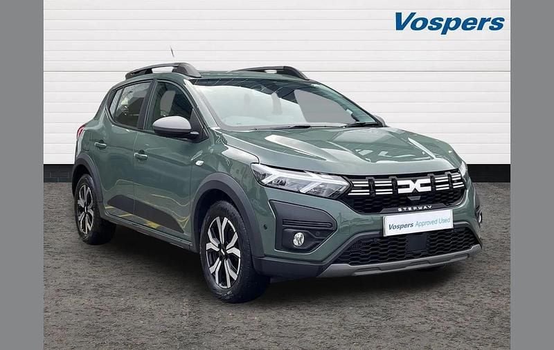 Used Dacia Sandero Journey 90 HP (66 kW) 2024 Green SUV