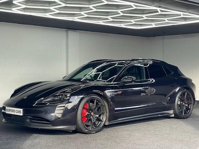 Usado Porsche Taycan Performance Package 439 kW (598 HP) 2023 Preto Carrinha