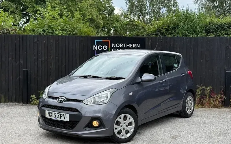 Used Hyundai i10 SE 67 HP (49 kW) 2015 Grey Hatchback