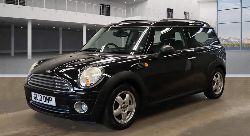 Black Used 2010 Mini One Clubman Estate | £4,950 (Fair price) - Image 1/4