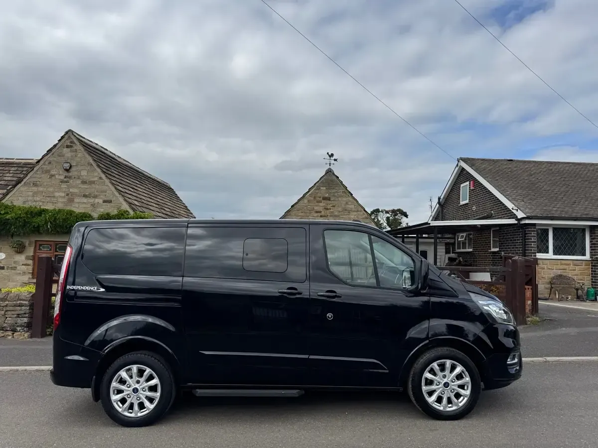 Used Ford Tourneo Titanium 2020 Black MPV