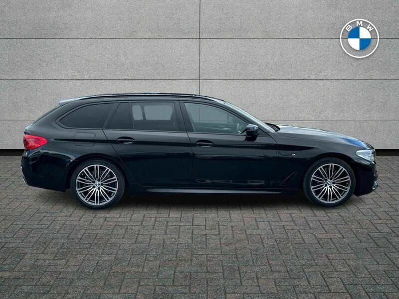 Used BMW 540 M Sport 335 HP (246 kW) 2019 Black Estate